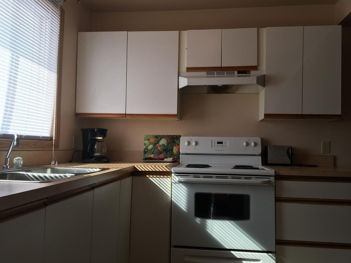 Bulldog Inns Sundre Exterior foto